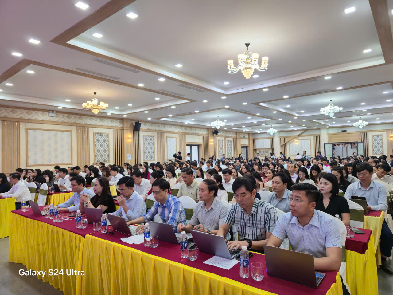 z7658750942795_d11a9ecddc3ee16170e6edd7ca3e9474