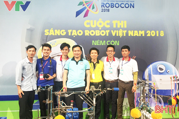 32 doi da san sang cho vong chung ket robocon viet nam nam 2018